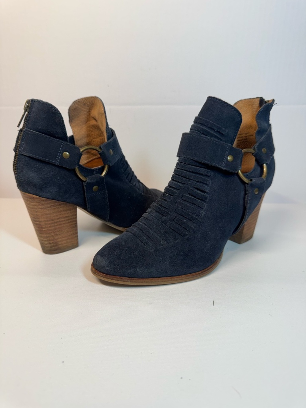 Seychelles Impossible Navy Suede Harness Western Booties Size 8.5